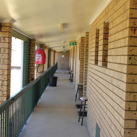 Sun Plaza Motel - Mackay Exterior photo