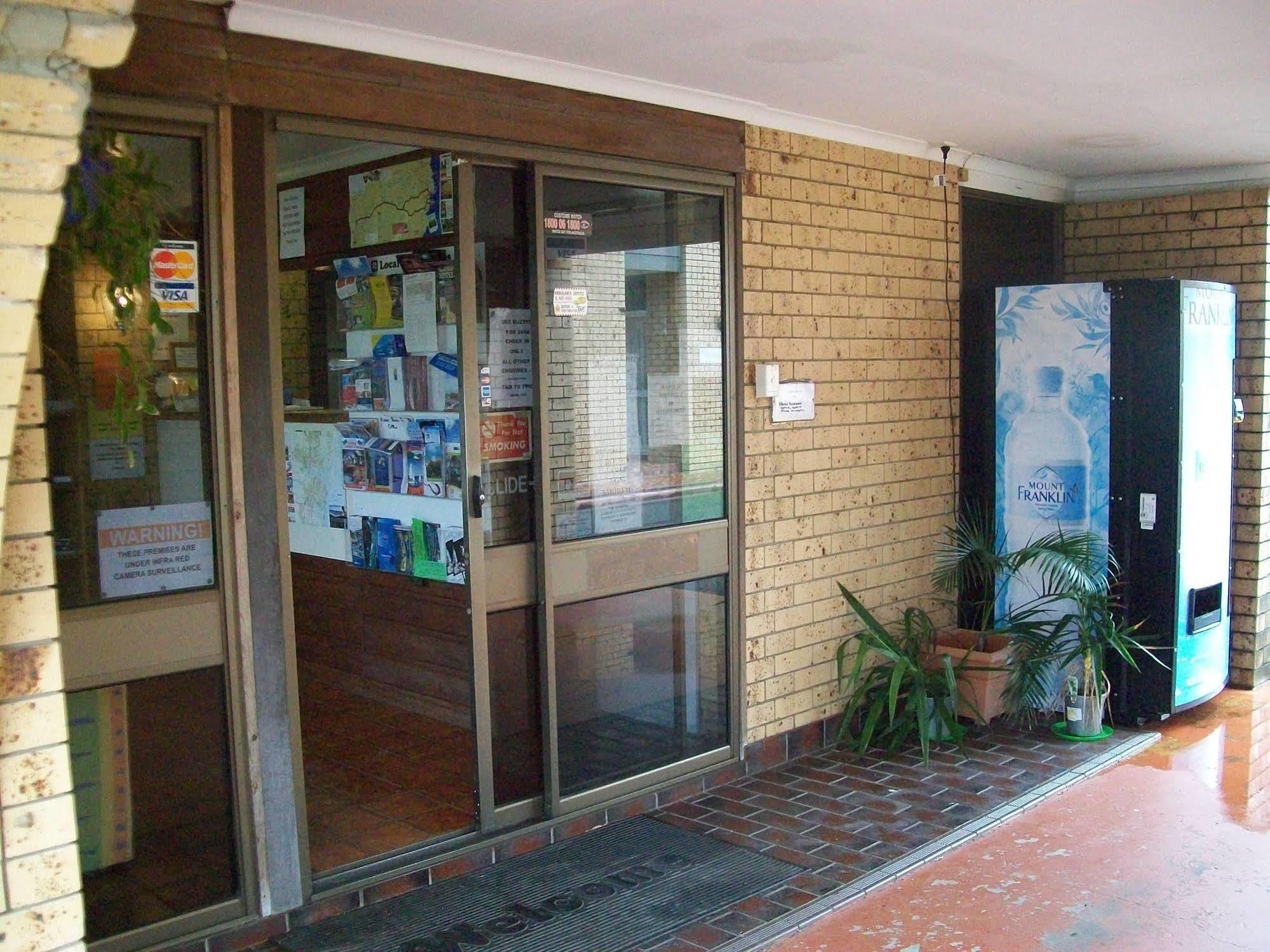 Sun Plaza Motel - Mackay Exterior photo