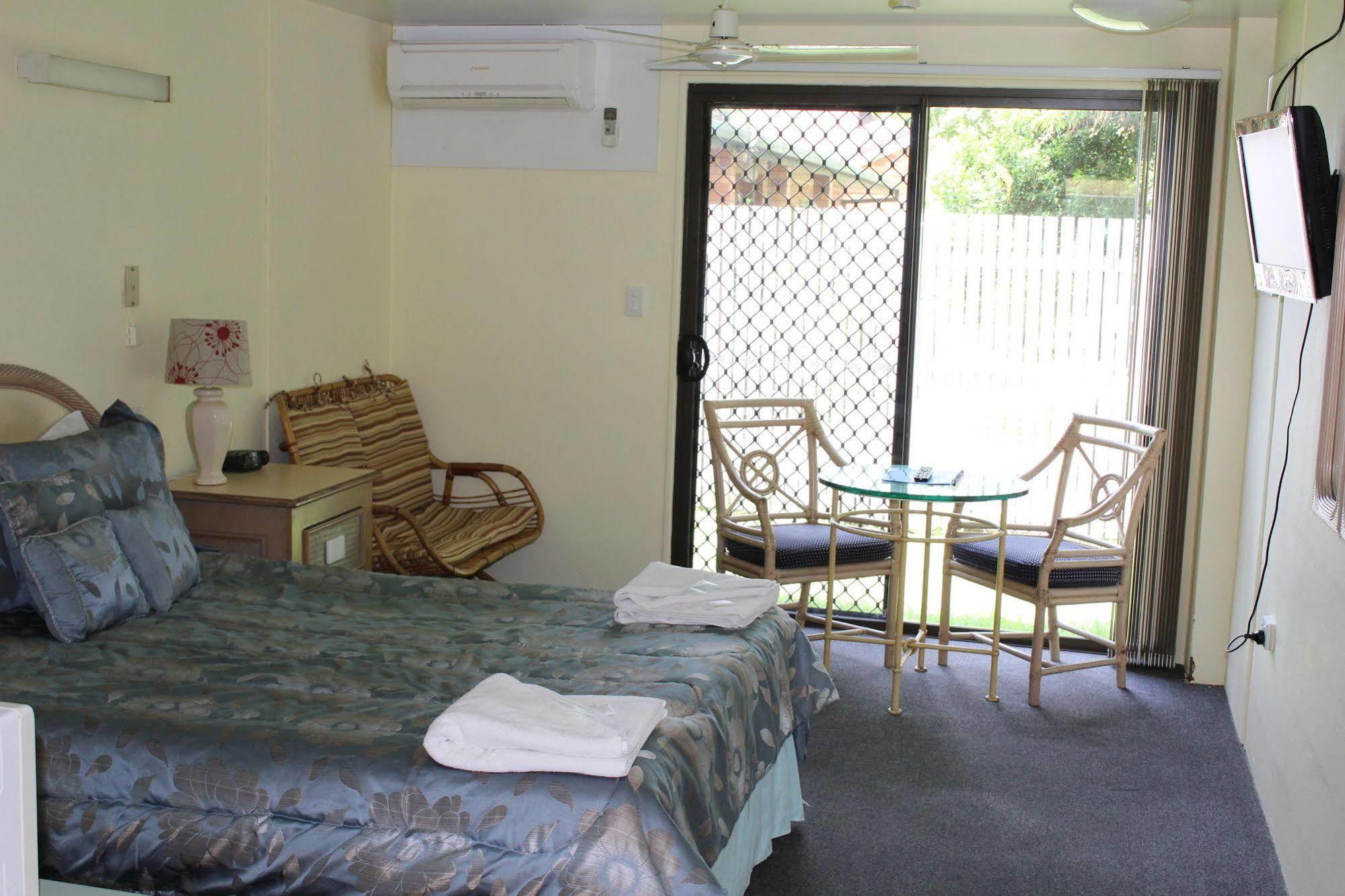 Sun Plaza Motel - Mackay Exterior photo