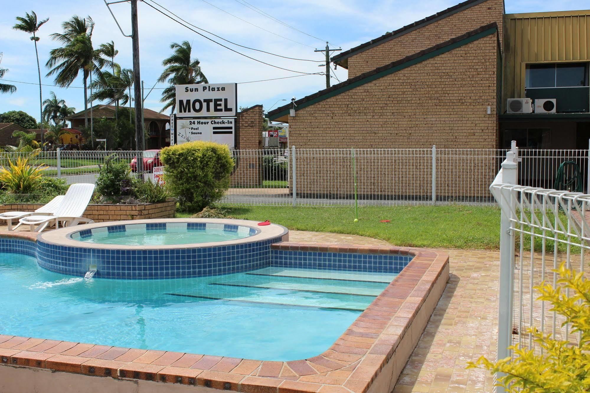 Sun Plaza Motel - Mackay Exterior photo
